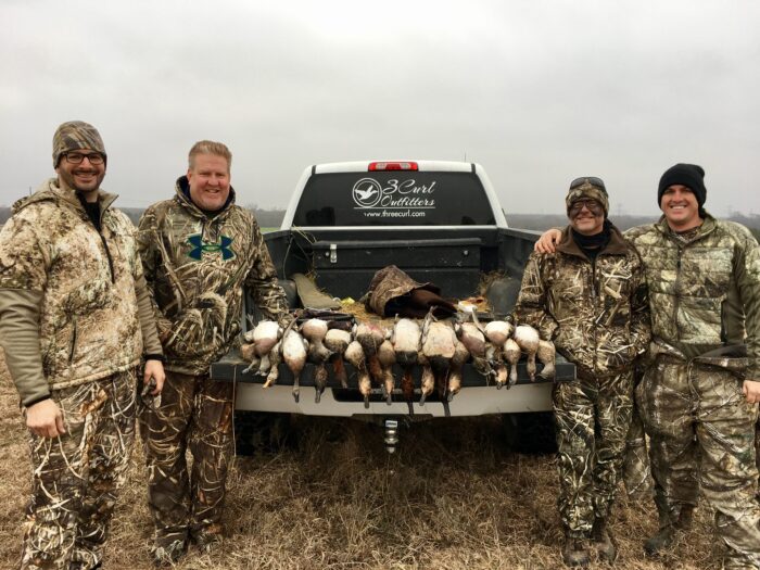 North Texas Guided Duck Hunt with meals and Lodging - Image 11