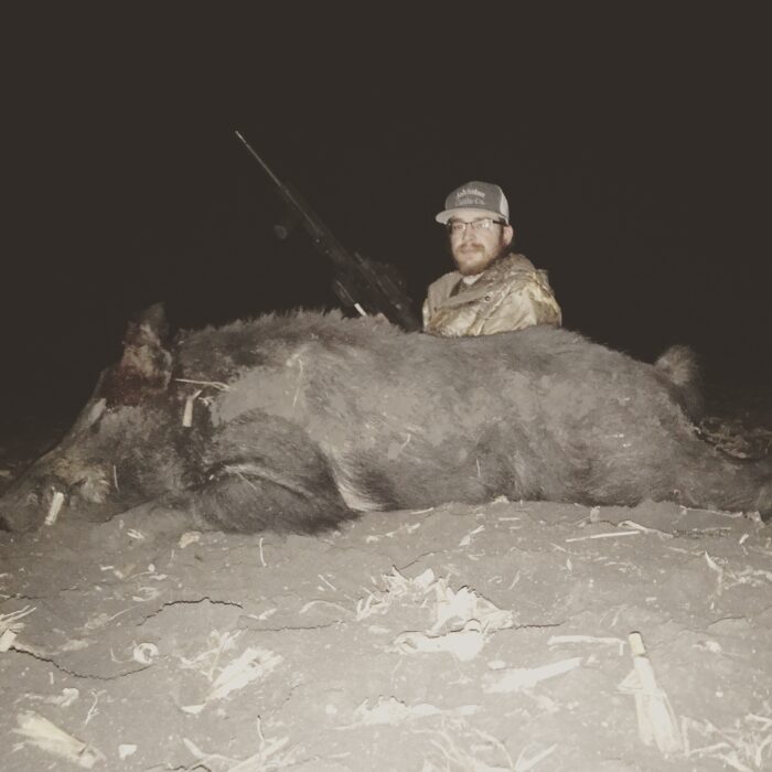 All Inclusive Thermal Hog Hunt with Lodging and Meals - Image 2